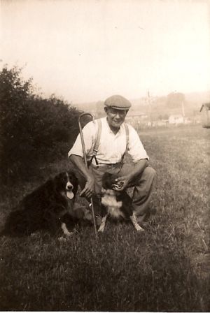 Bob Beattie Demesne Farm 1953 (name of dogs known)